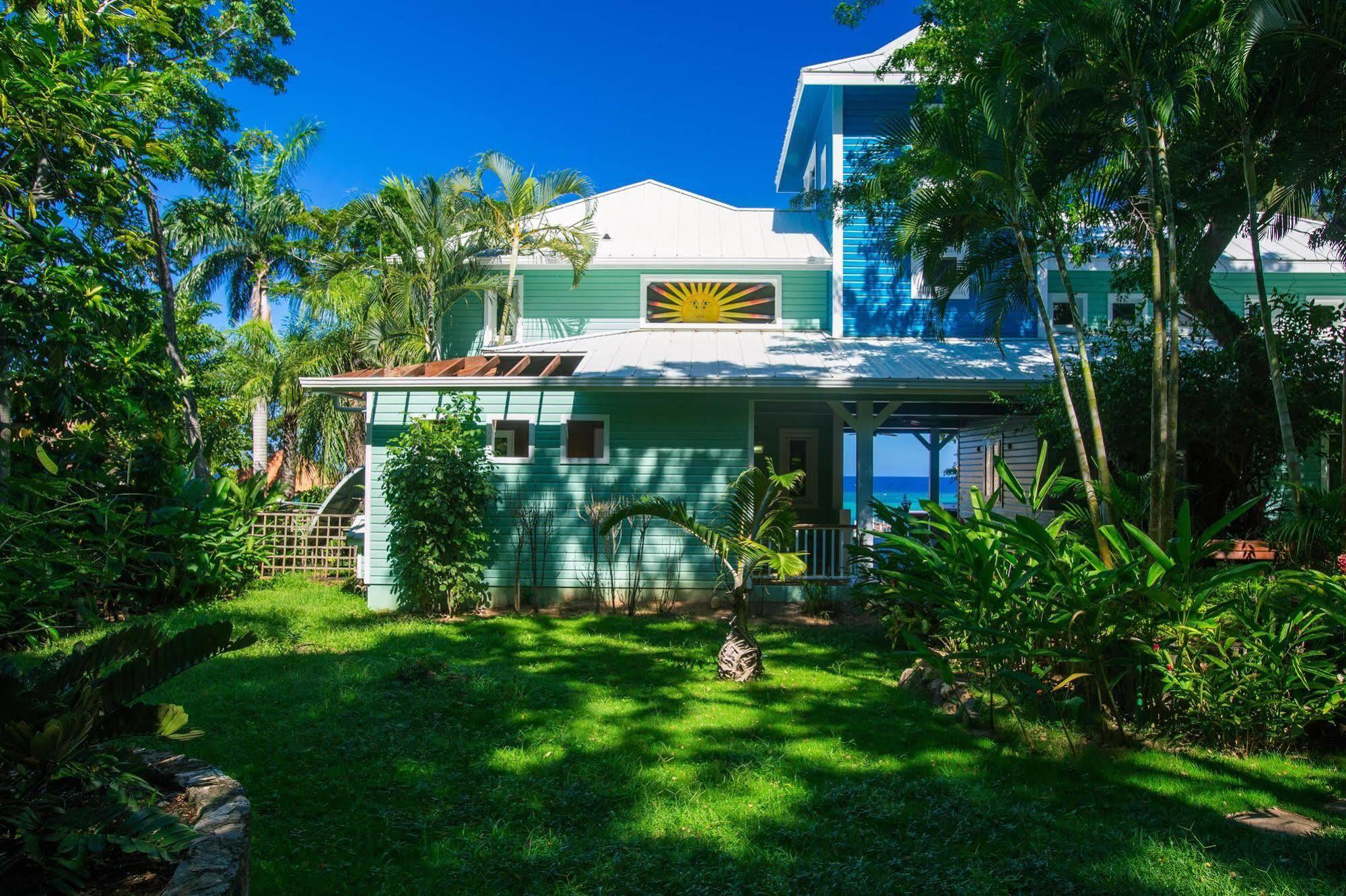 Casa De Suenos Apartment Sandy Bay Exterior photo