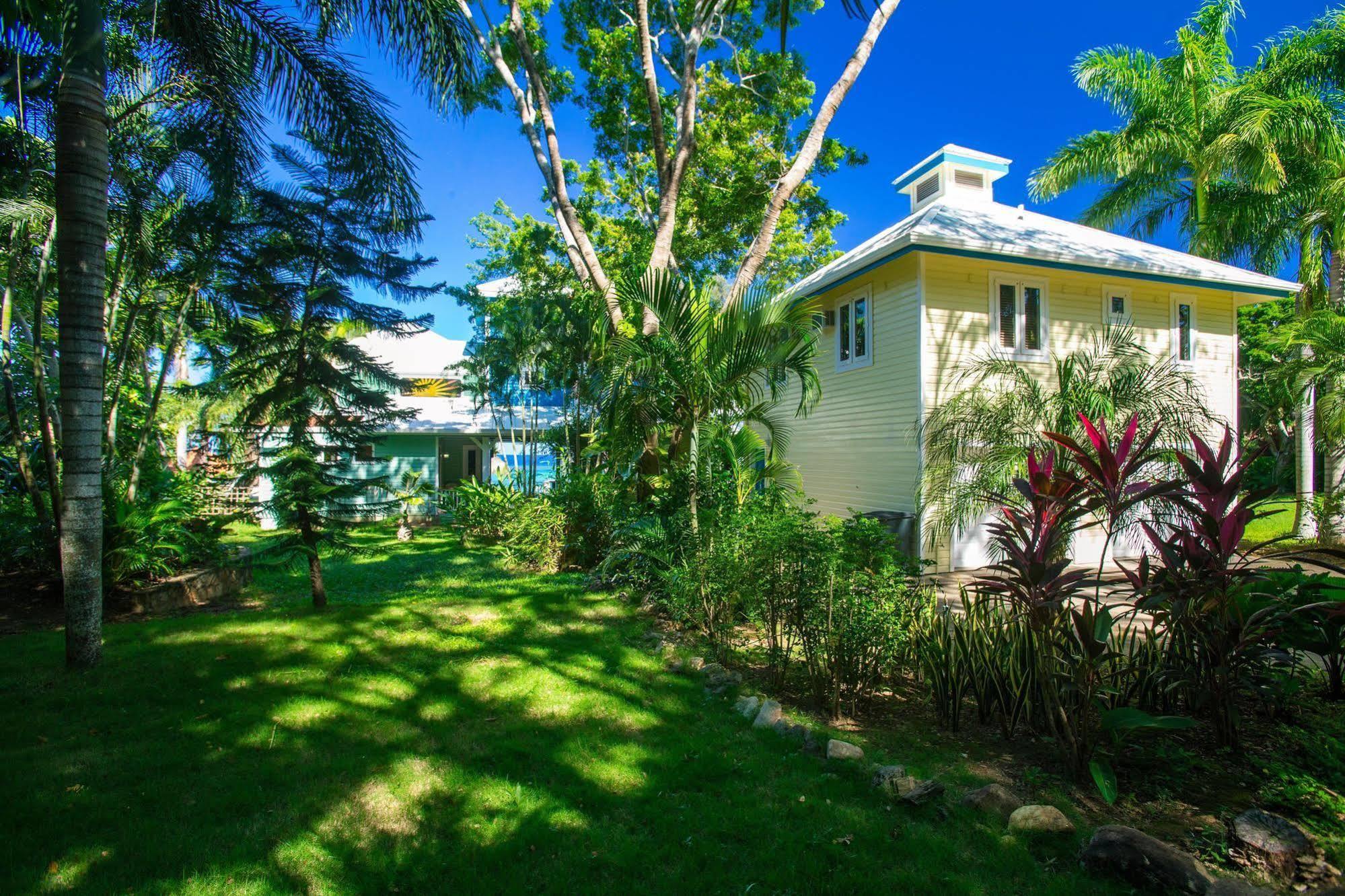 Casa De Suenos Apartment Sandy Bay Exterior photo